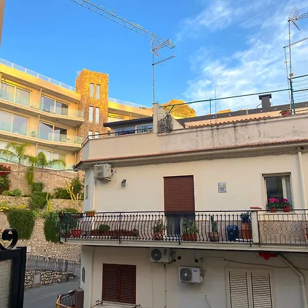 Tatil Evi A Casa Di Adele Taormina